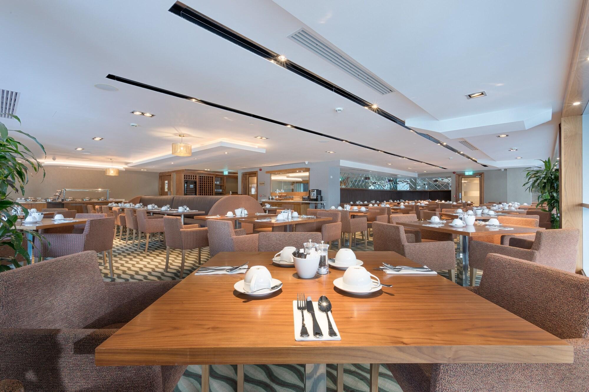 Hotel Tallaght Cross